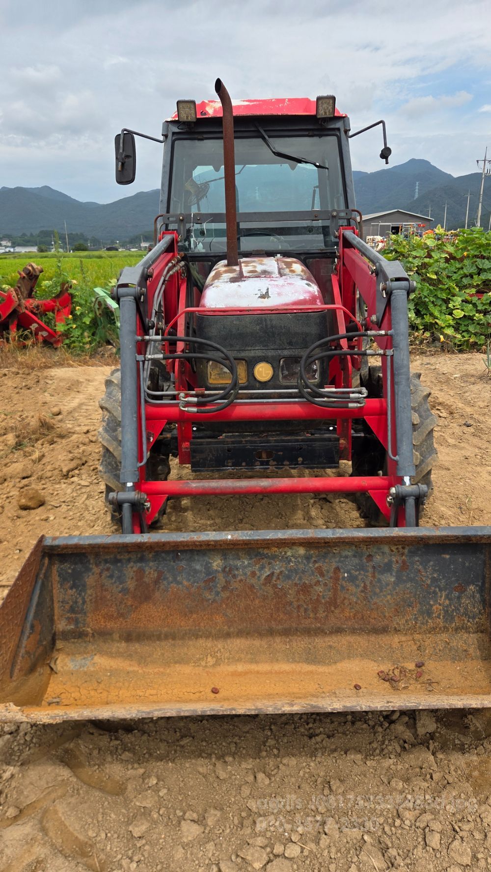 LS 트랙터 LT470D (47마력) 뒤우측면