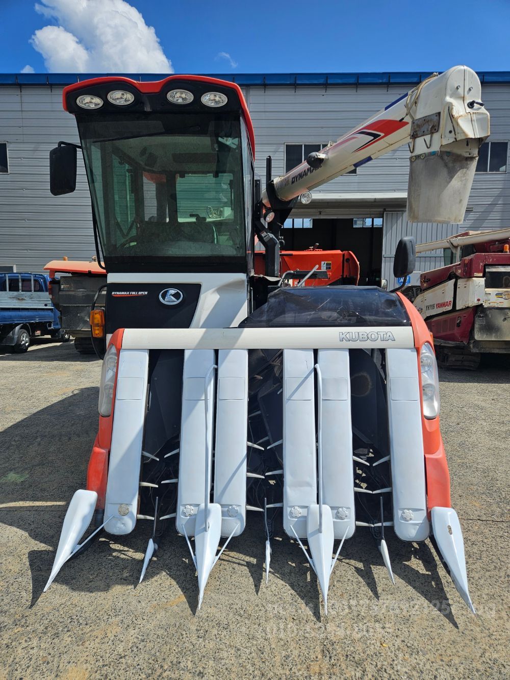 Kubota Combine Harvester ER112 (6Rows)