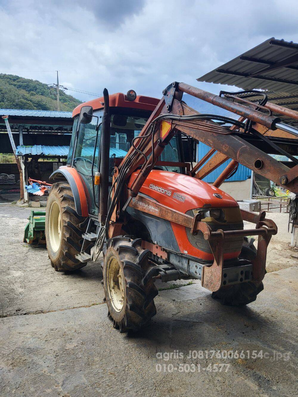 Daedong Tractor D651 (65hp)