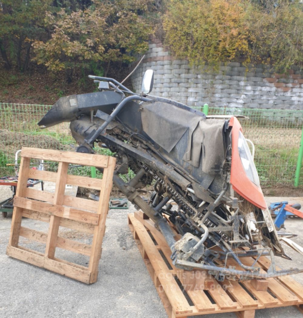 Kubota Combine Harvester ER575K (5Rows)