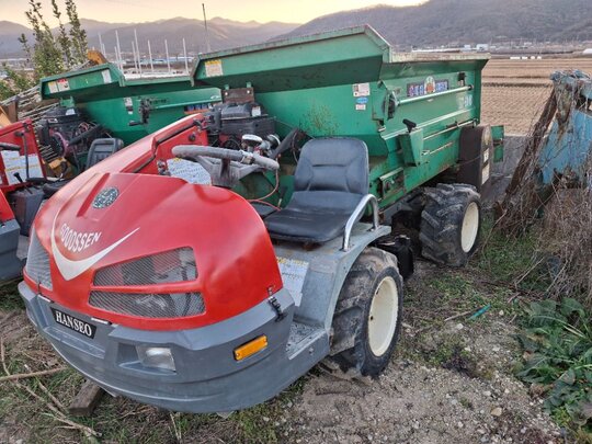  퇴비살포기  보행퇴비살포기 HSC1000 