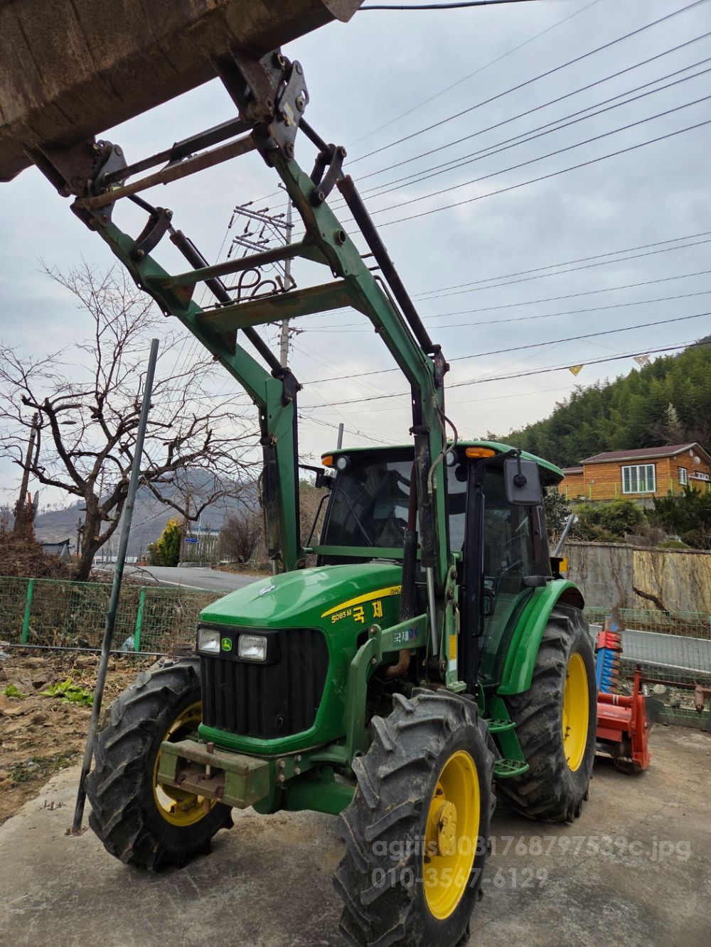 JohnDeere Tractor 5085 (85hp)
