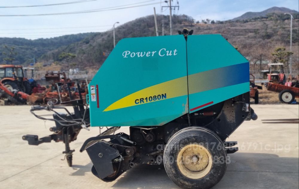 라이브맥 원형베일러 CR1080N