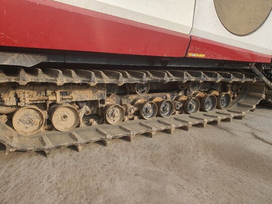 Yanmar Combine Harvester YH6115 (6Rows)