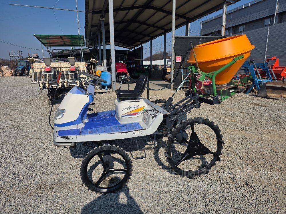 TYM 이세키 이앙기 PZ620HG (6조식)