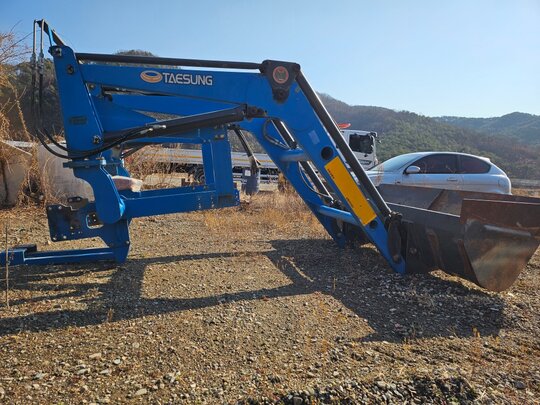 Taesung Loader 6050 