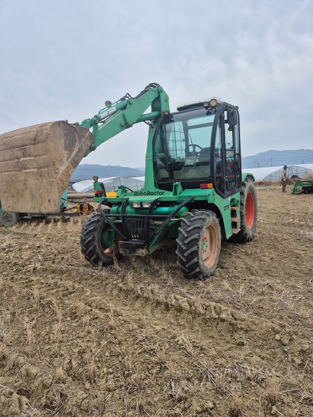  Tractor Ry105 (105hp)