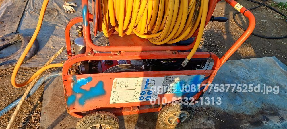 밀차식 엔진 고압분무기 코란도 밀차식 엔진 고압분무기 코란도엔진 엔진식 고압 분무기 뒤우측면