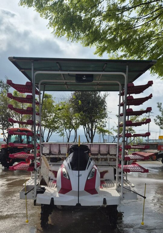 Yanmar Rice transplanter YR8DZ-F (8Rows)