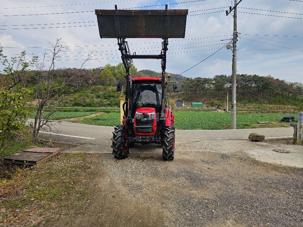 Kukje Tractor A6500 (62hp)