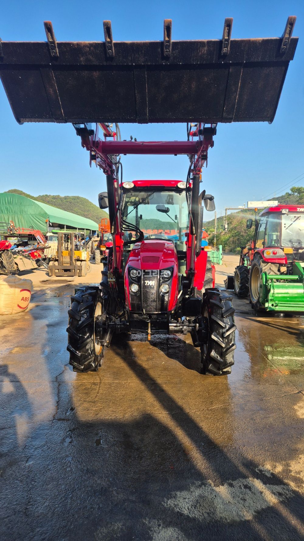 TYM 트랙터 TX76 (75마력)