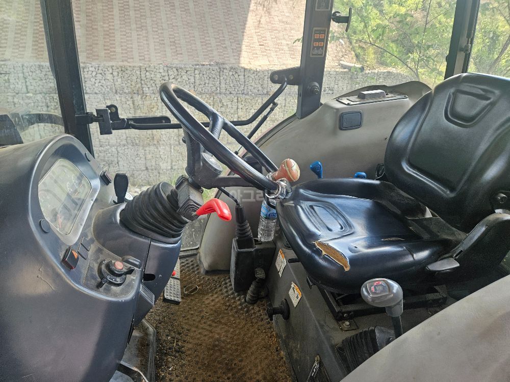 TYM Tractor T553 (55hp) 뒤우측면