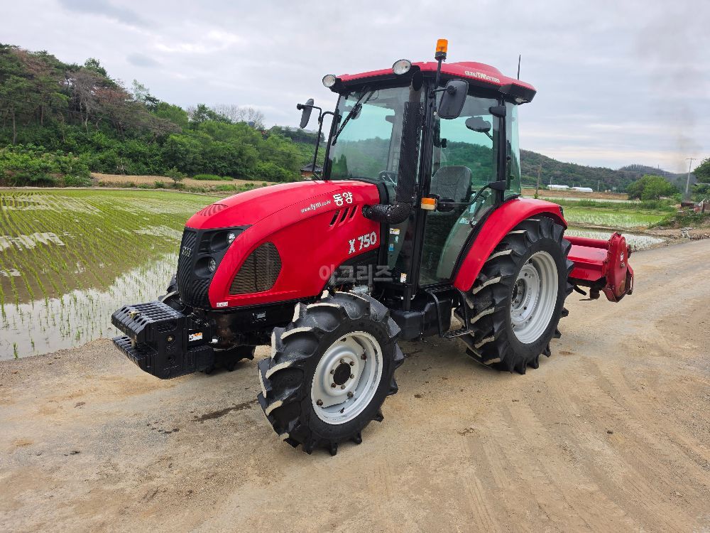 TYM 트랙터 X750 (75마력)