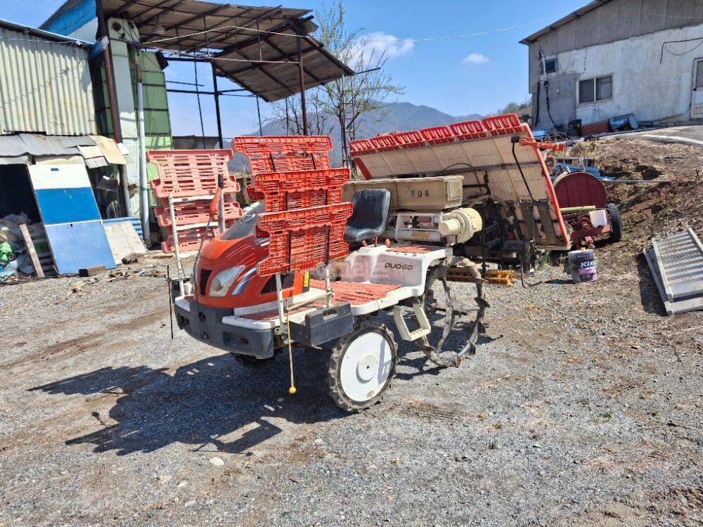 Daedong Rice transplanter DUO60 (6Rows)