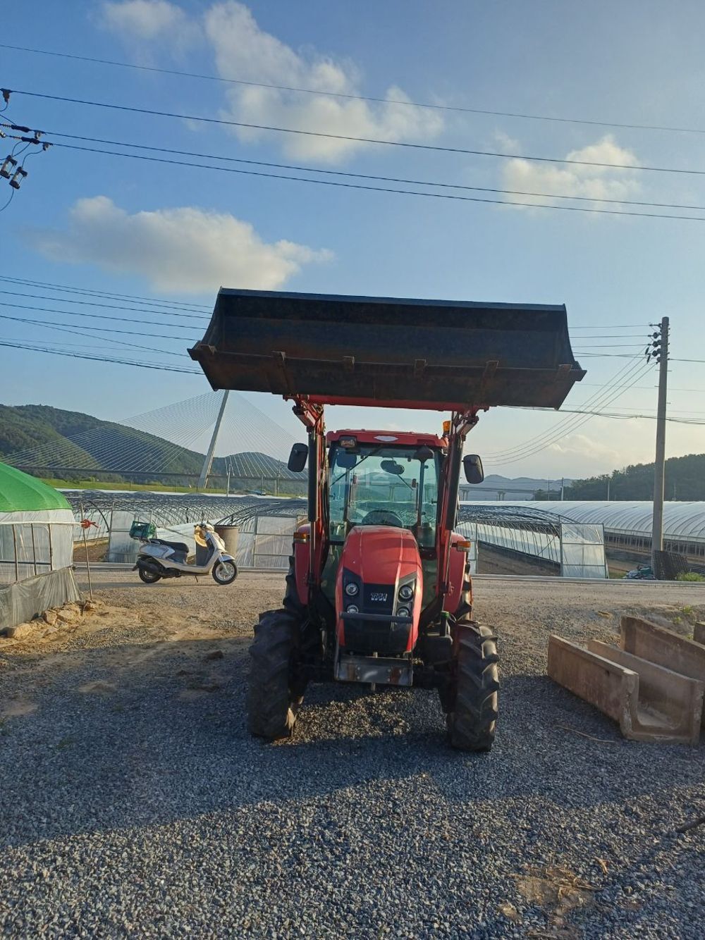 TYM Tractor TX653 (65hp) 뒤우측면