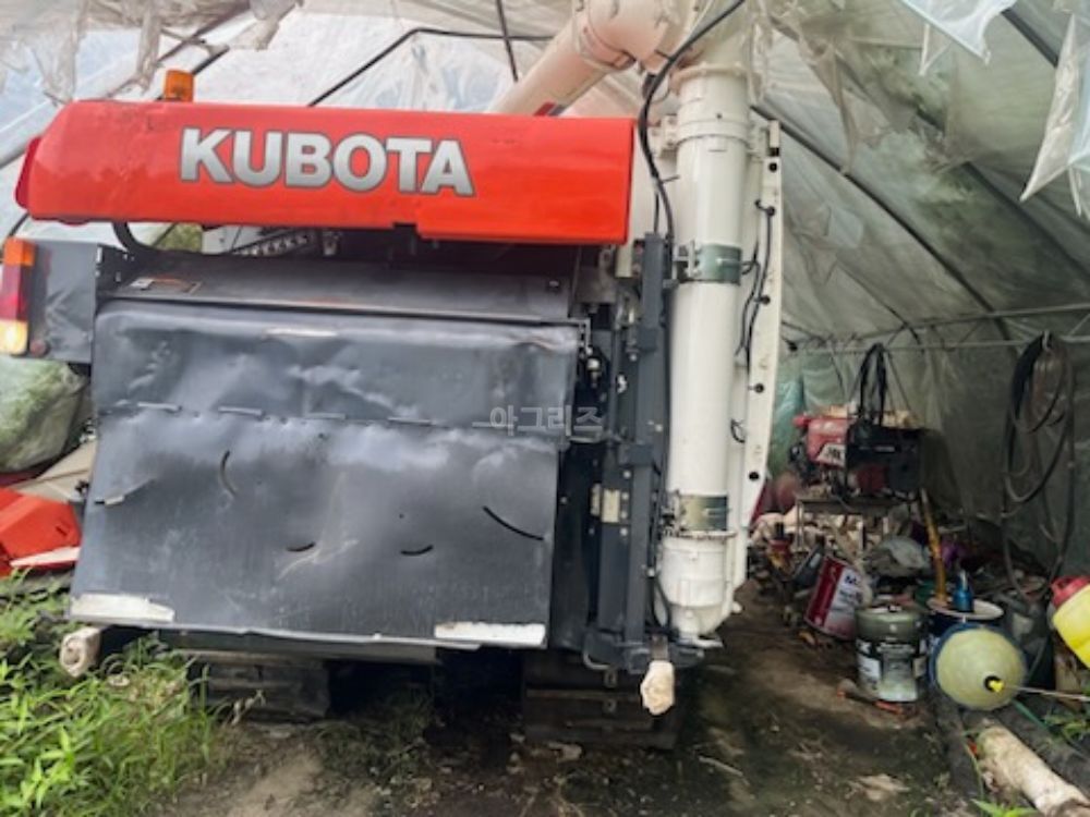 Kubota Combine Harvester ER575K (5Rows) 뒤우측면