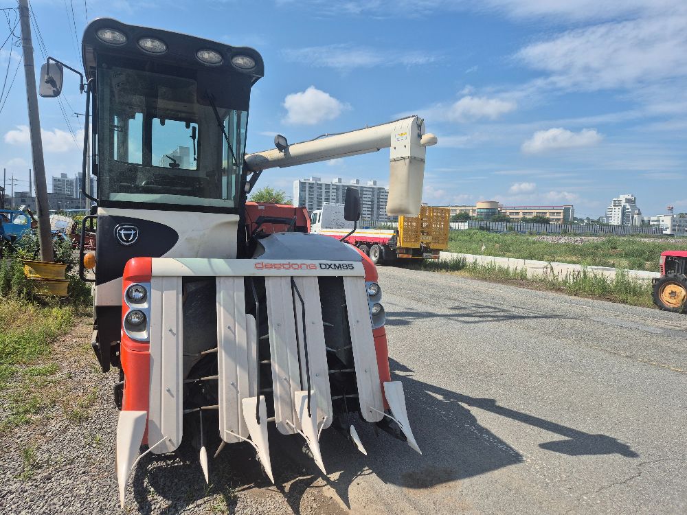 Daedong Combine Harvester DXM85 (5Rows)