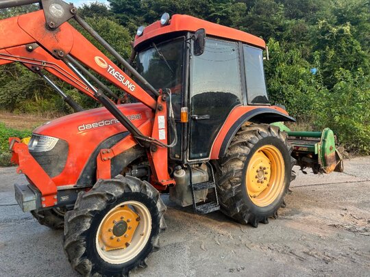 Daedong Tractor D581 (58hp)