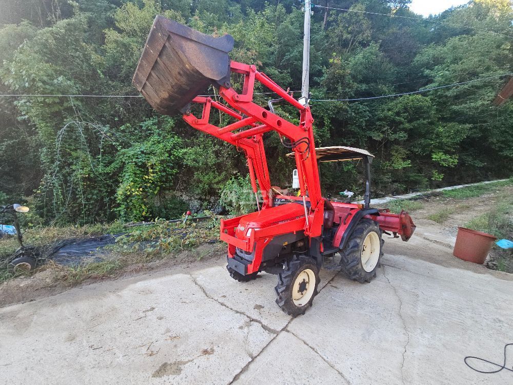 TYM 트랙터 T300 (30마력)