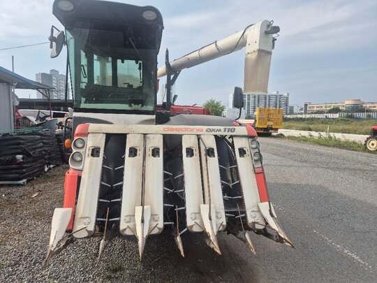 Daedong Combine Harvester DXM110 (6Rows)