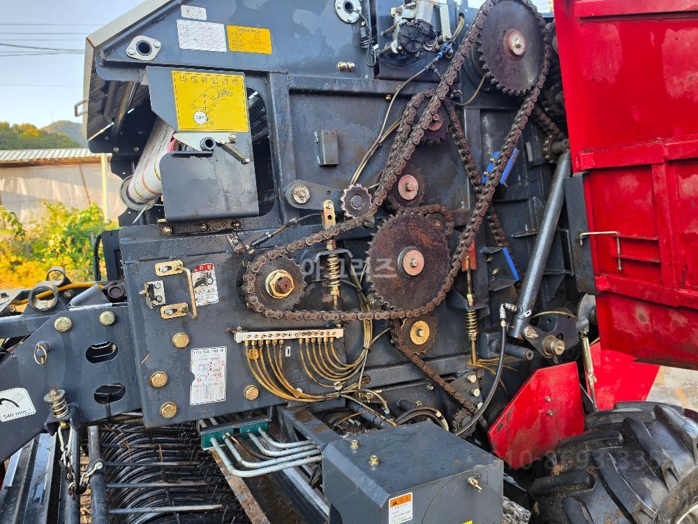  Round Baler L315MAGIC  뒤우측면